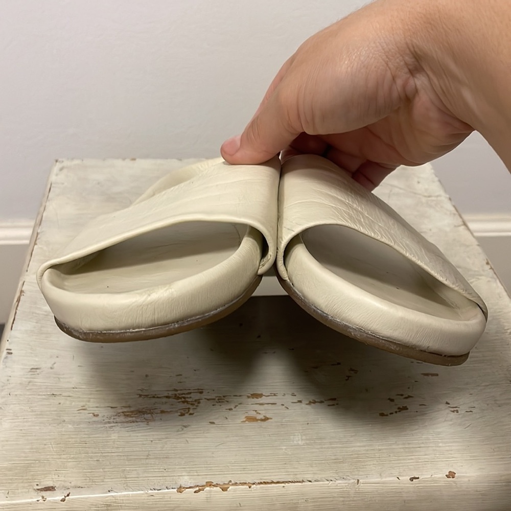 Beek Gallito Sandals in Eggshell - Picture 6 of 12